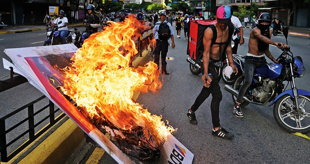   “No creo que los Estados Unidos vayan a dedicar demasiado tiempo a ver si las actas le adjudicaron o no la victoria a Maduro”.