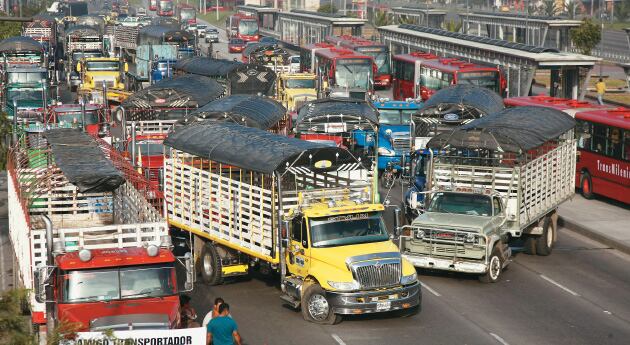Los transportadores de Colombia exigen acciones contundentes en contra de la delincuencia en las carreteras. Foto de referencia.