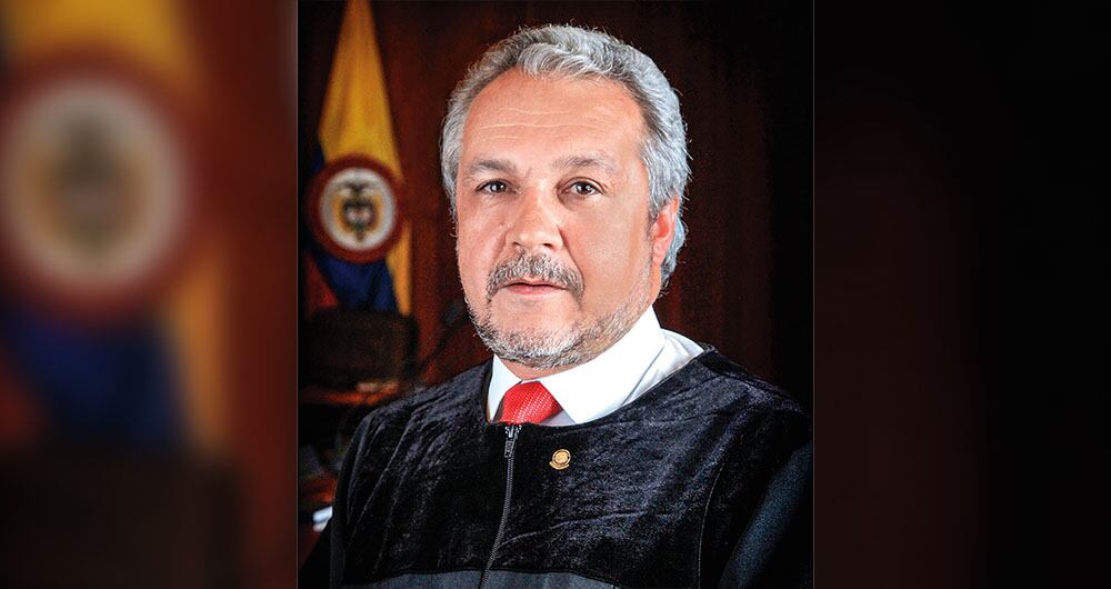  El magistrado Gerardo Botero presentó una tutela para pedir que se incluyera un hombre en la terna para escoger fiscal. Desde entonces ha sido víctima de amenazas y presiones.