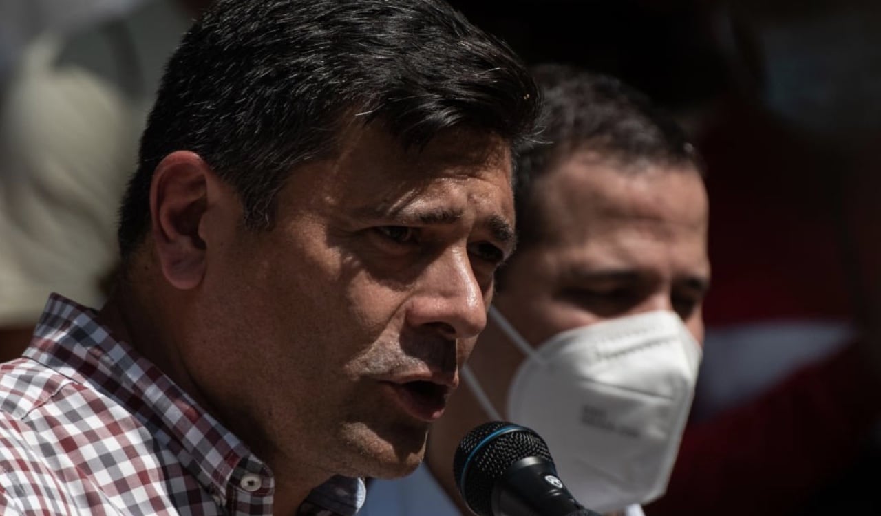 Freddy Superlano es el nuevo candidato de la oposición para tratar de vencer a Maduro