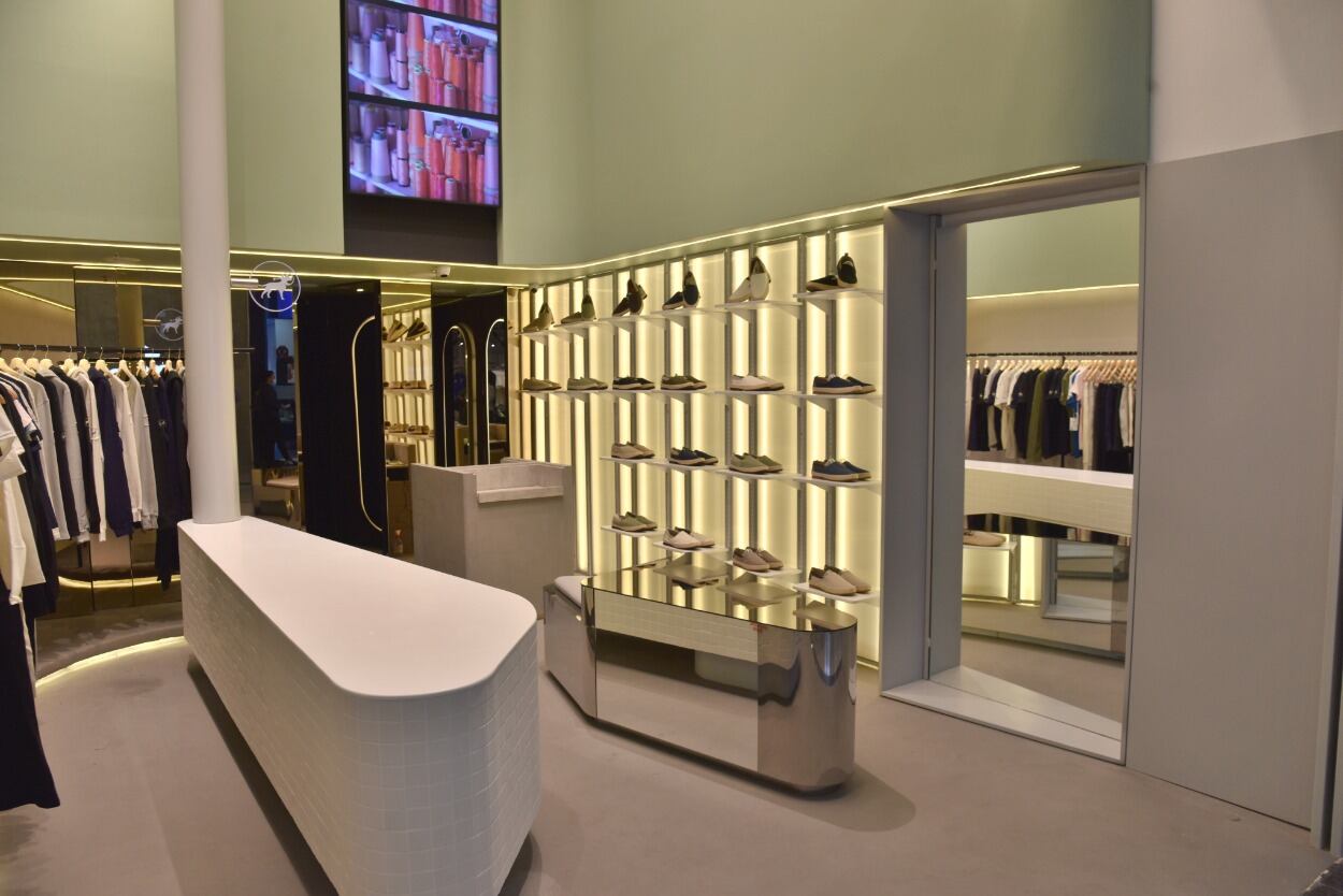 La marca Stardog desarrolla una propuesta de moda consciente a partir de la fibra de hemp con la capacidad de destacar y ser piezas atemporales e imprescindibles en el armario de cualquier persona.