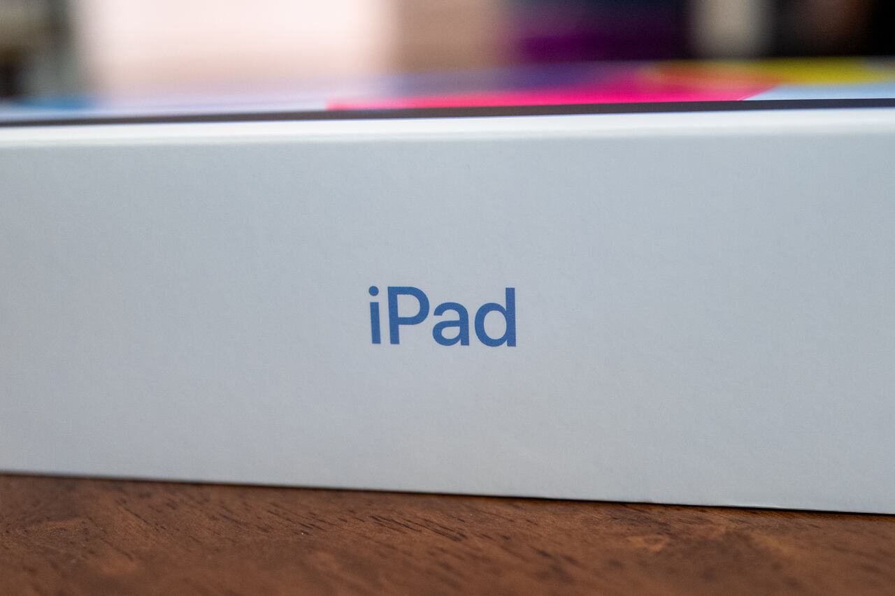 Apple lanza la primera beta pública de iOS 18.1 con funciones de ...