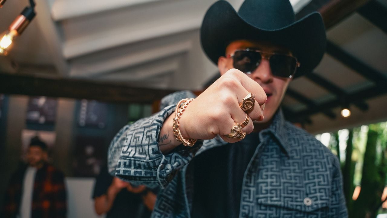 El artista ha llamado mucho la atención de los medios y sobre todo de sus seguidores debido a su particular forma de hablar