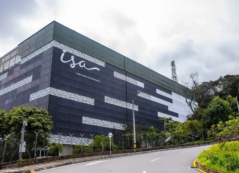 Sede administrativa de ISA en Medellín, donde se oficializaron los ajustes en el equipo directivo para garantizar la
continuidad operativa del holding energético tras la decisión del Consejo de Estado.