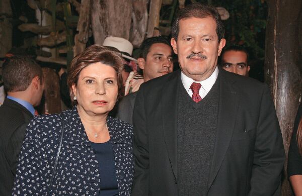 Monserrat Muñoz y Angelino Garzón.