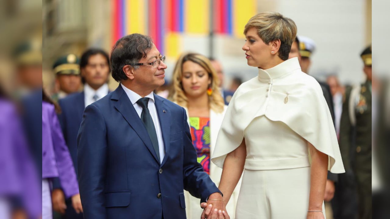 El presidente Gustavo Petro y su esposa Verónica Alcocer García, primera dama de la Nación.