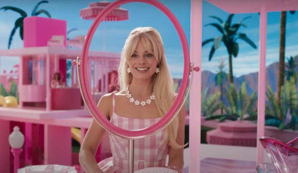 La actriz protagoniza la nueva cinta de Barbie en live action.