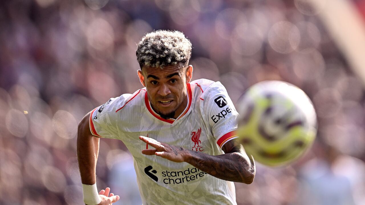 LONDON, ENGLAND - OCTOBER 05: (THE SUN OUT, THE SUN ON SUNDAY OUT) Luis Diaz of Liverpool during the Premier League match between Crystal Palace FC and Liverpool FC at Selhurst Park on October 05, 2024 in London, England. (Photo by Andrew Powell/Liverpool FC via Getty Images)
