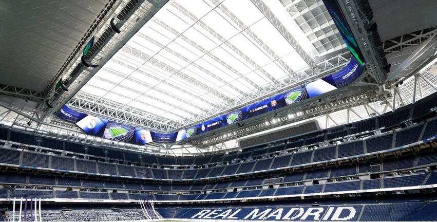 El videomarcador 360º del Estadio Santiago Bernabéu, casa del Real Madrid, en Madrid (España)