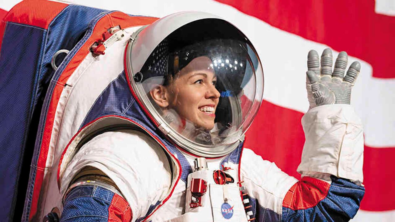 Las mujeres por fin caminaron en el espacio.