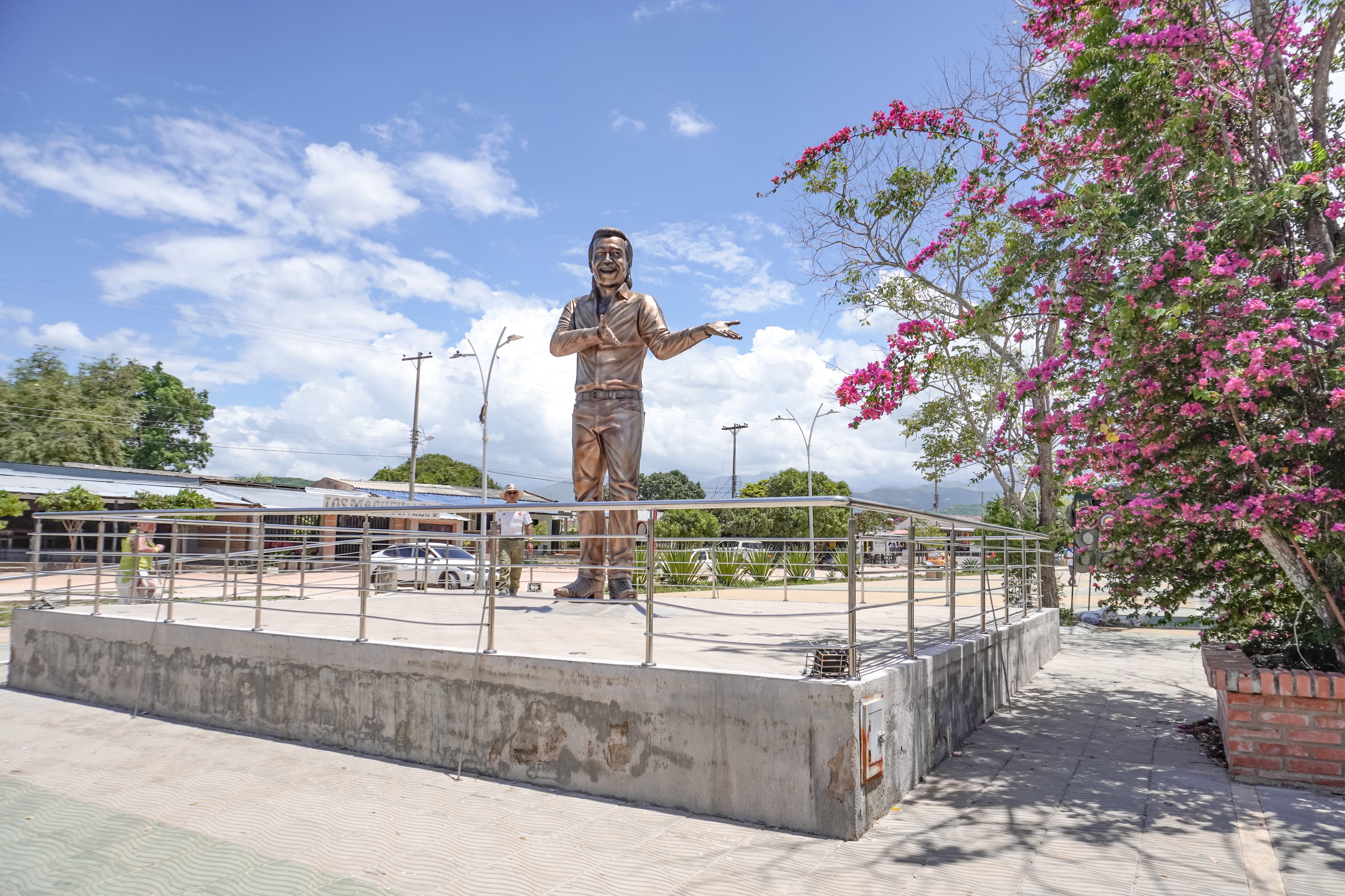 Monumento en honor a Diomedes Díaz en el corregimiento La Junta.