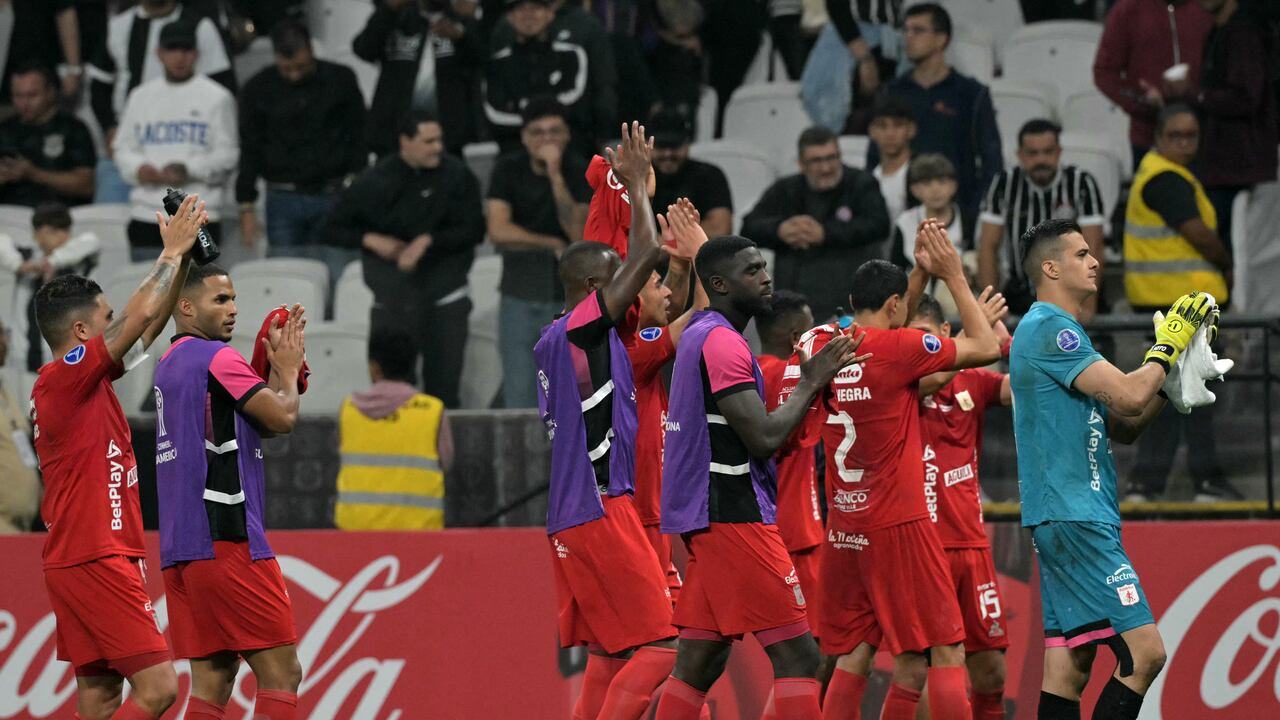 América de Cali se juega la vida ante Huracán, para pasar de la fase de grupos de la Conmebol Suramericana.