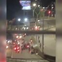 Momentos de zozobra vivieron los habitantes de diferentes barrios de Cali, en la noche de este martes, tras las caravanas de motos y balaceras que se registraron en el sector.