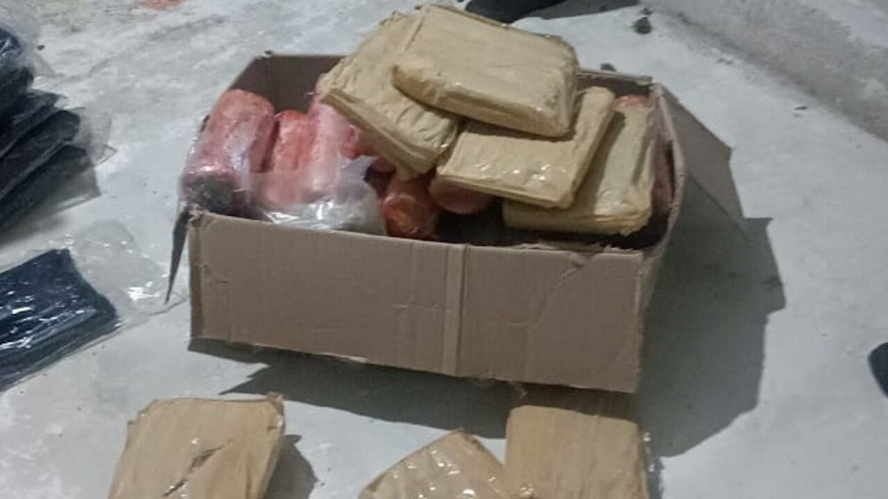 Fueron incautadas 12 encomiendas mediante la modalidad de ocultamiento.