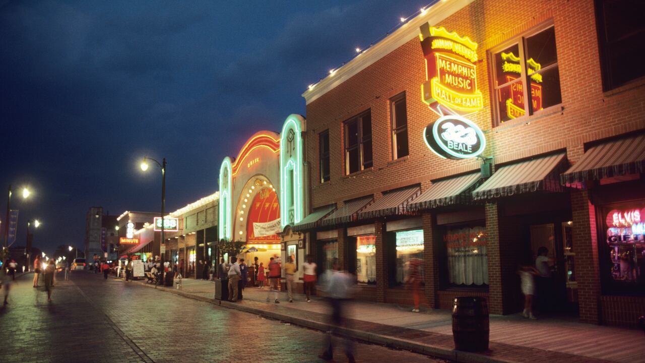 Nuevas multas de $1,000 a plataformas que reserven en restaurantes sin autorización