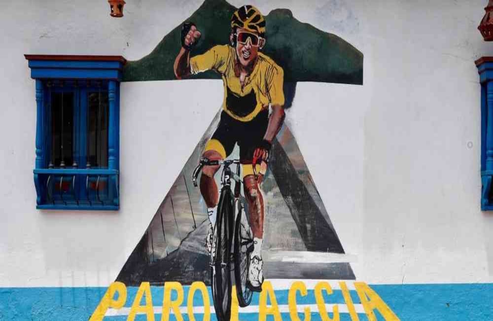 "Si hace algunos años me dijeran que iba a ganar al Tour no lo hubiera creído. Así que todo lo que se hace con amor se puede lograr. Cuando aún niño que soñaba con montar en bicicleta y la clave está en disfrutarlo": Egan Bernal. Foto: León Darío Peláez / SEMANA