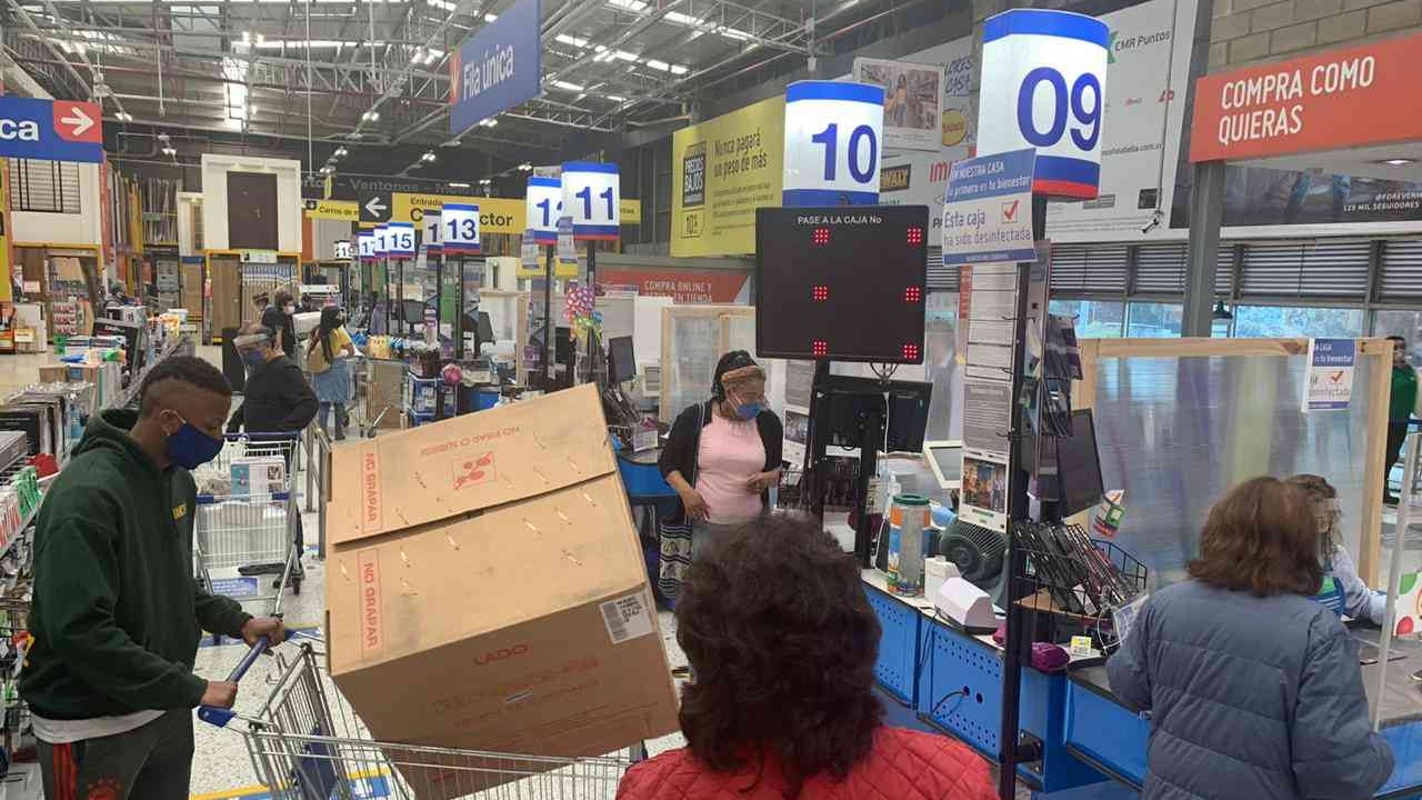 El 18 de junio, un día antes de esta jornada, el país había registrado las peores cifras en 24 horas desde que inició la pandemia en Colombia: el total de contagios se elevó a 60.217, con 35.587 casos activos.