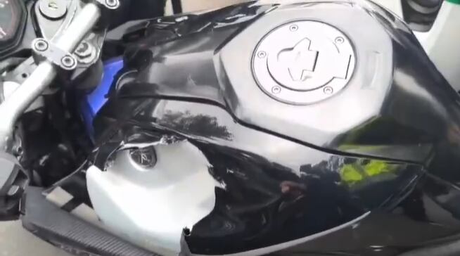 Los delincuentes utilizar acrílicos y plásticos para cambiar de color de las motocicletas