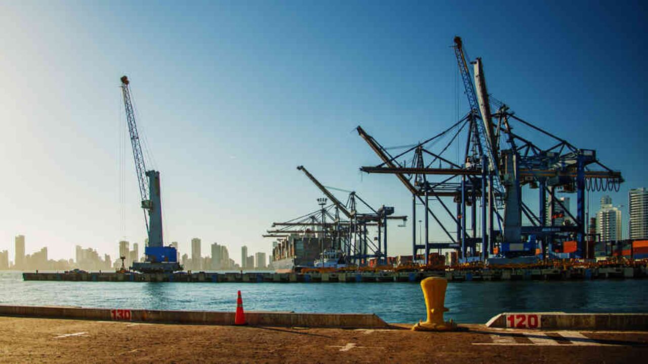 En 1705 llegaban ocho galeones españoles a Cartagena al mes. Hoy la ciudad es la principal plataforma exportadora del país.