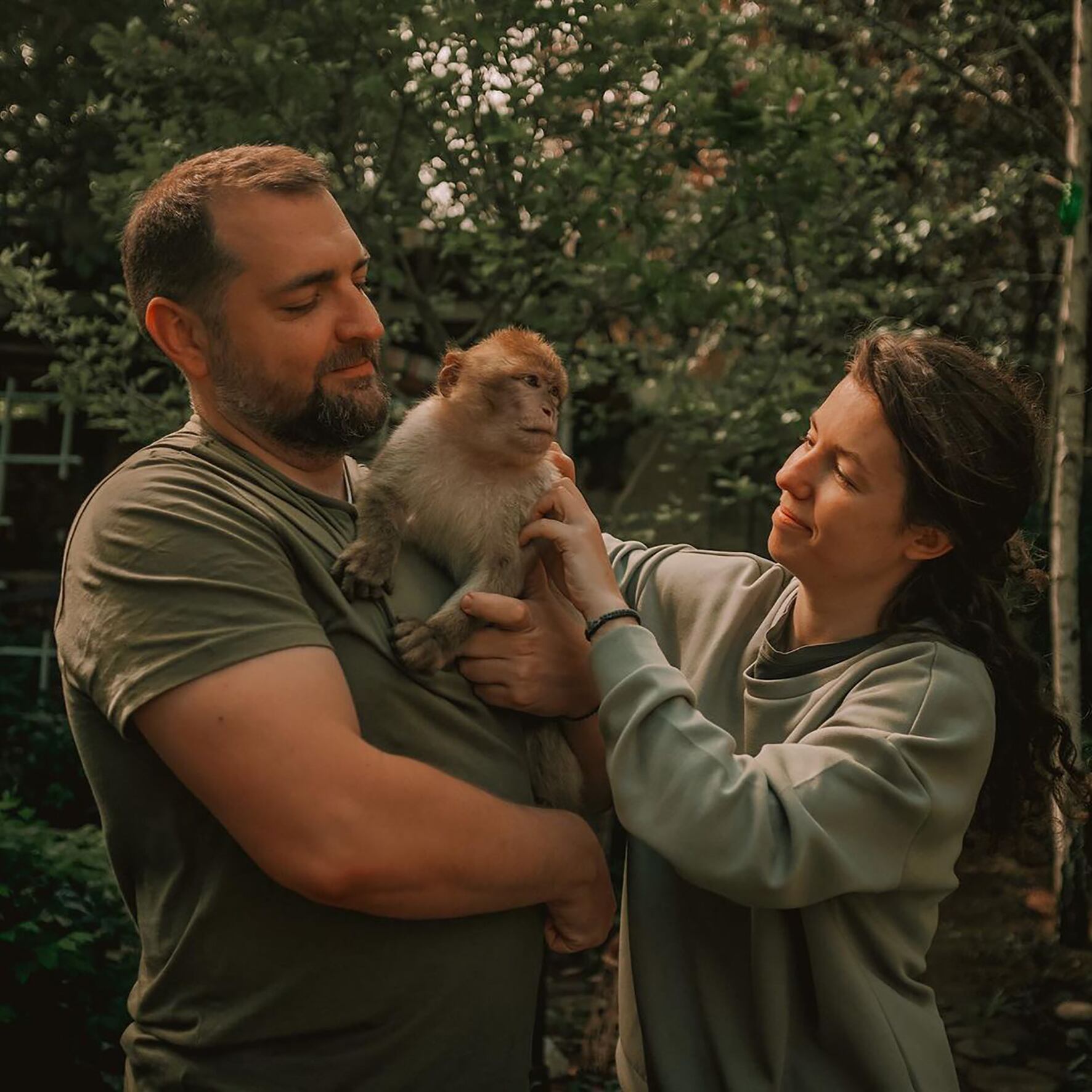 Héroes de guerra: el matrimonio ucraniano que rescata animales en medio de los ataques rusos