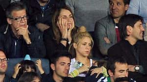 MADRID, SPAIN - MAY 22: Shakira, her sons Milan Pique and Sasha Pique and Pique's parents, Montserrat Bernabeu and Joan Pique (top) attend the Spanish King's Cup (Copa del Rey) final match FC Barcelona vs Sevilla FC at Vicente Calderon Stadium on May 22, 2016 in Madrid, Spain. (Photo by Europa Press/Europa Press via Getty Images)