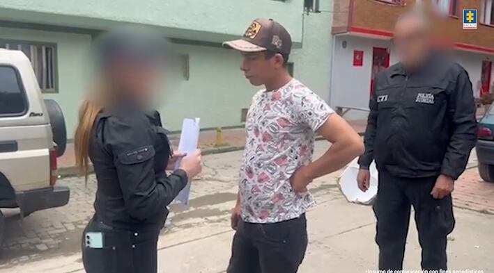 La Fiscalía logró capturar al señalado abusador y ante un juez le imputaron cargos. Lo enviaron a la cárcel.