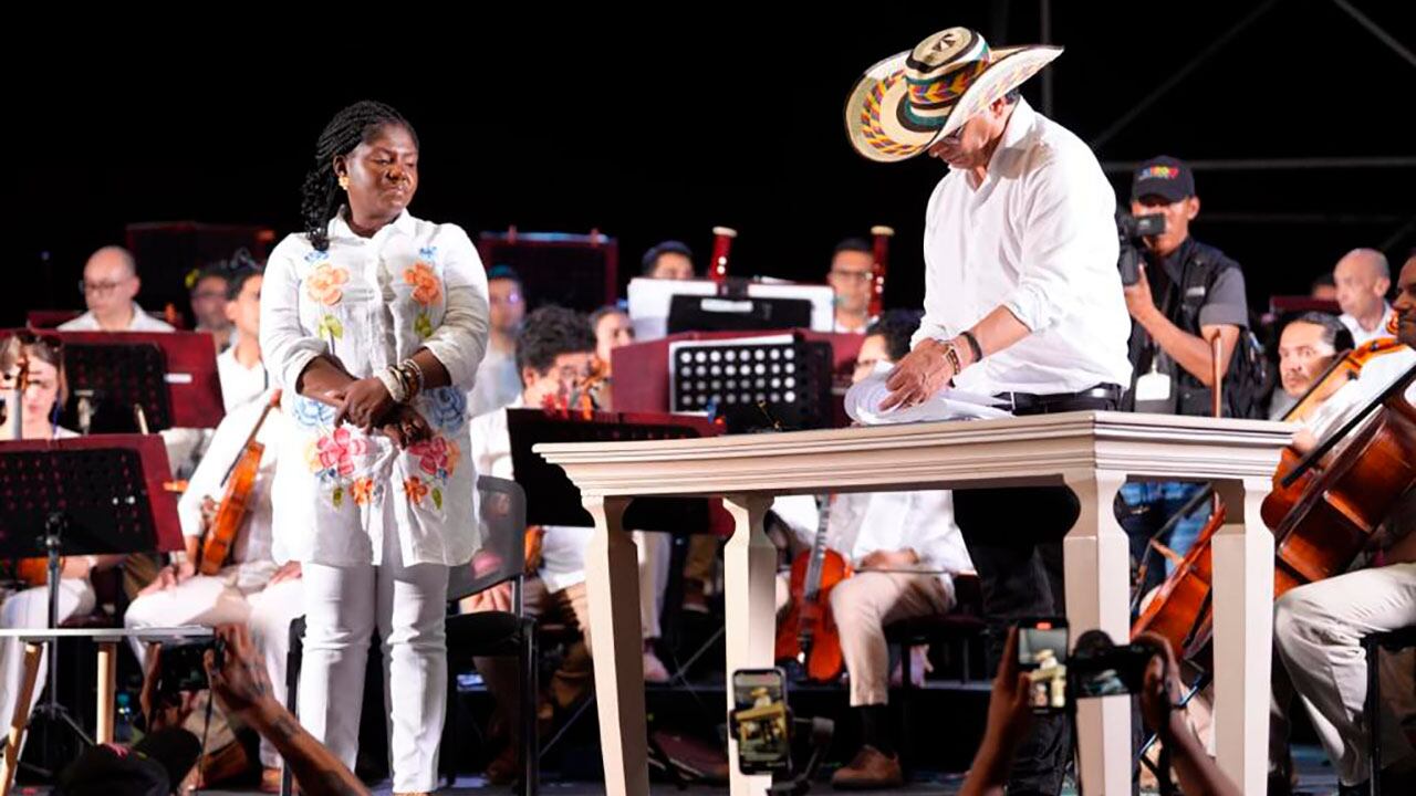 Francia Márquez en el acto de la firma de los decretos por medio de los cuales se realiza la reglamentación del Ministerio de Igualdad y Equidad.