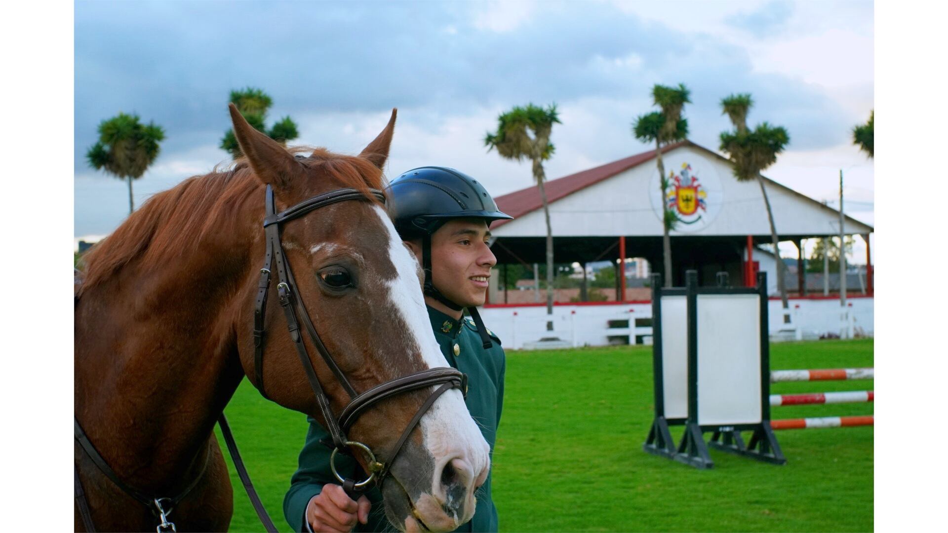 Cadete Santiago Ortega, campeón de salto equino cinco estrellas