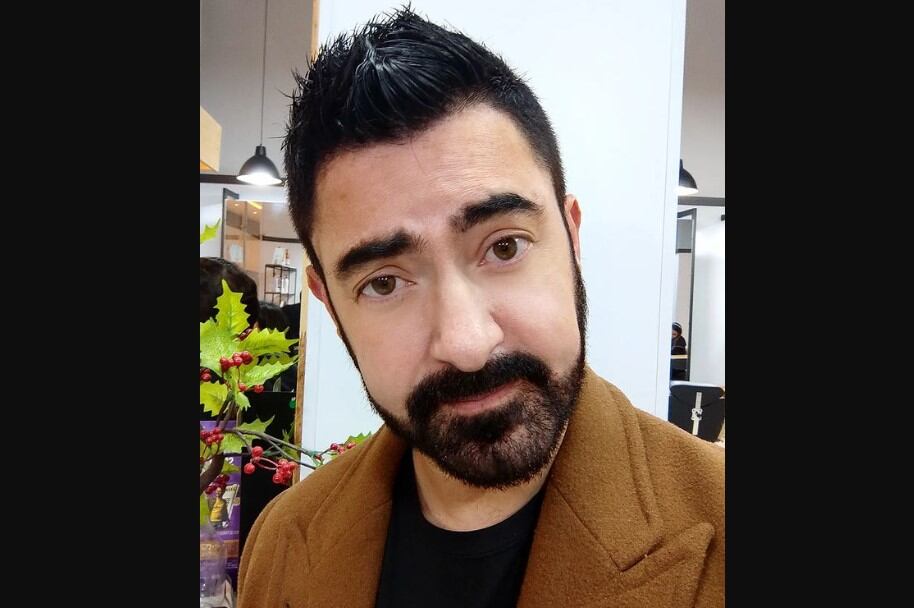 Iván Marín es un reconocido comediante colombiano que comparte gran parte de su vida en redes sociales