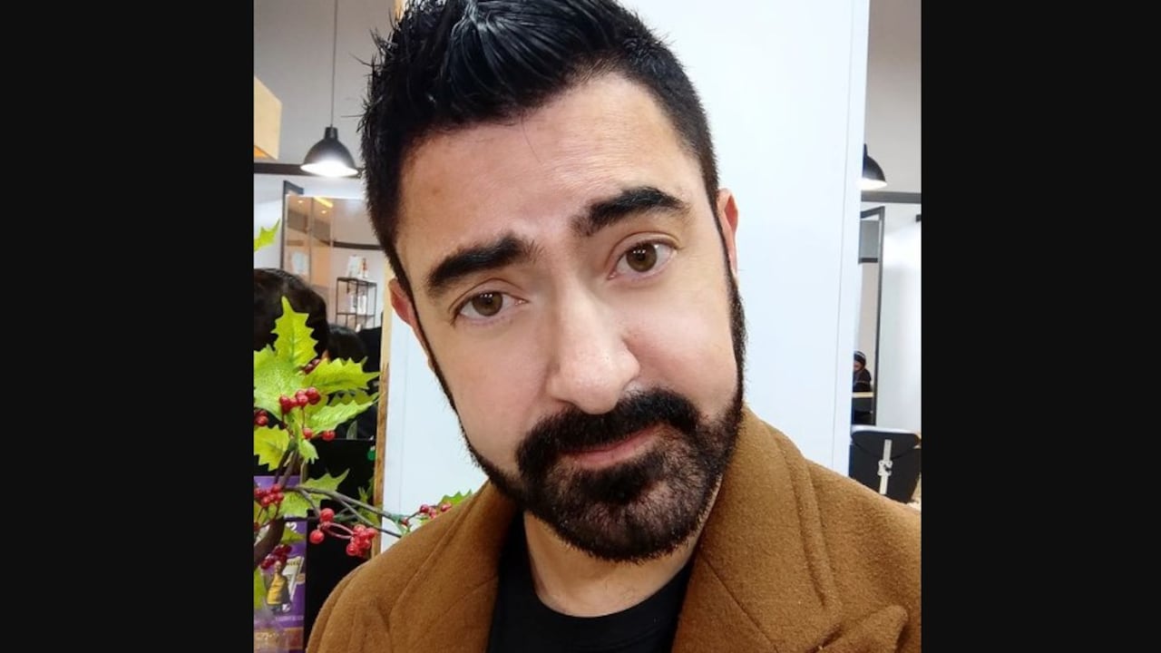 Iván Marín es un reconocido comediante colombiano que comparte gran parte de su vida en redes sociales