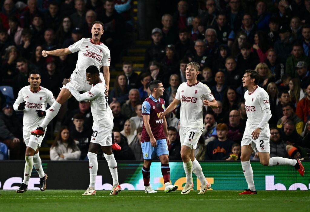 Marcus Rashford se accidentó luego del partido con Manchester United frente a Burnley.