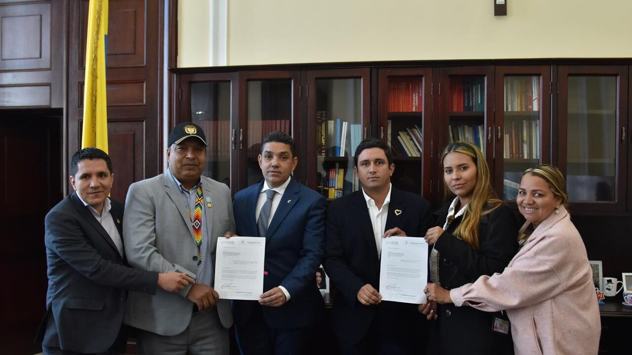 Representantes por la circunscripción de paz -Karen López