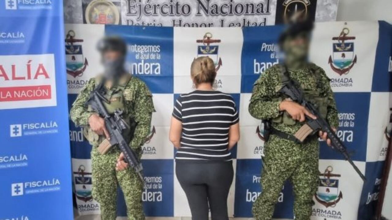 Captura de una mujer que haría parte de la subestructura denominada 'Gonzalo Oquendo Urrego' y quien tenía en su poder al menos 507 mil dólares falsos pertenecientes al Clan del Golfo.