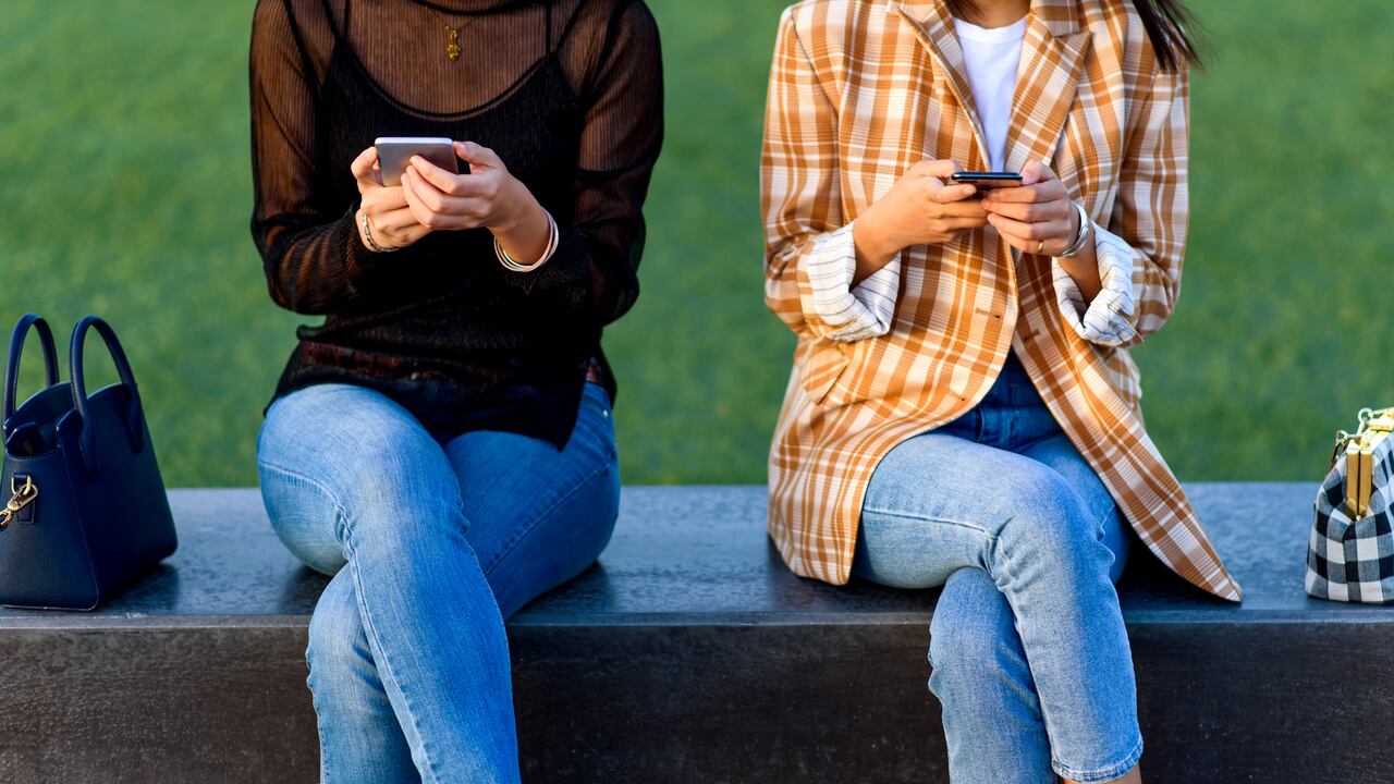 Sanar los problemas o dificultades que haya actualmente con los padres, principalmente con la madre biológica. Honrarlos y respetarlos.