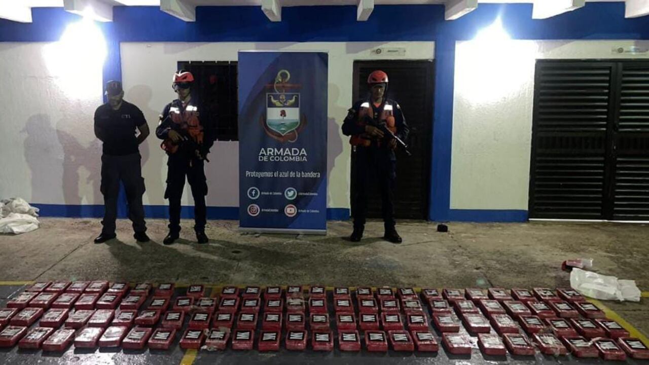 Armada y Fuerza Aeroespacial incautan 788 kilos de coca en el Caribe.