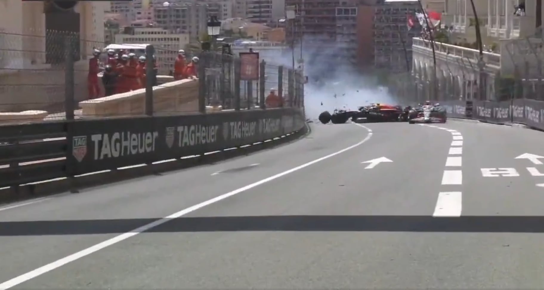 Las imágenes del accidente le están dando la vuelta al mundo.