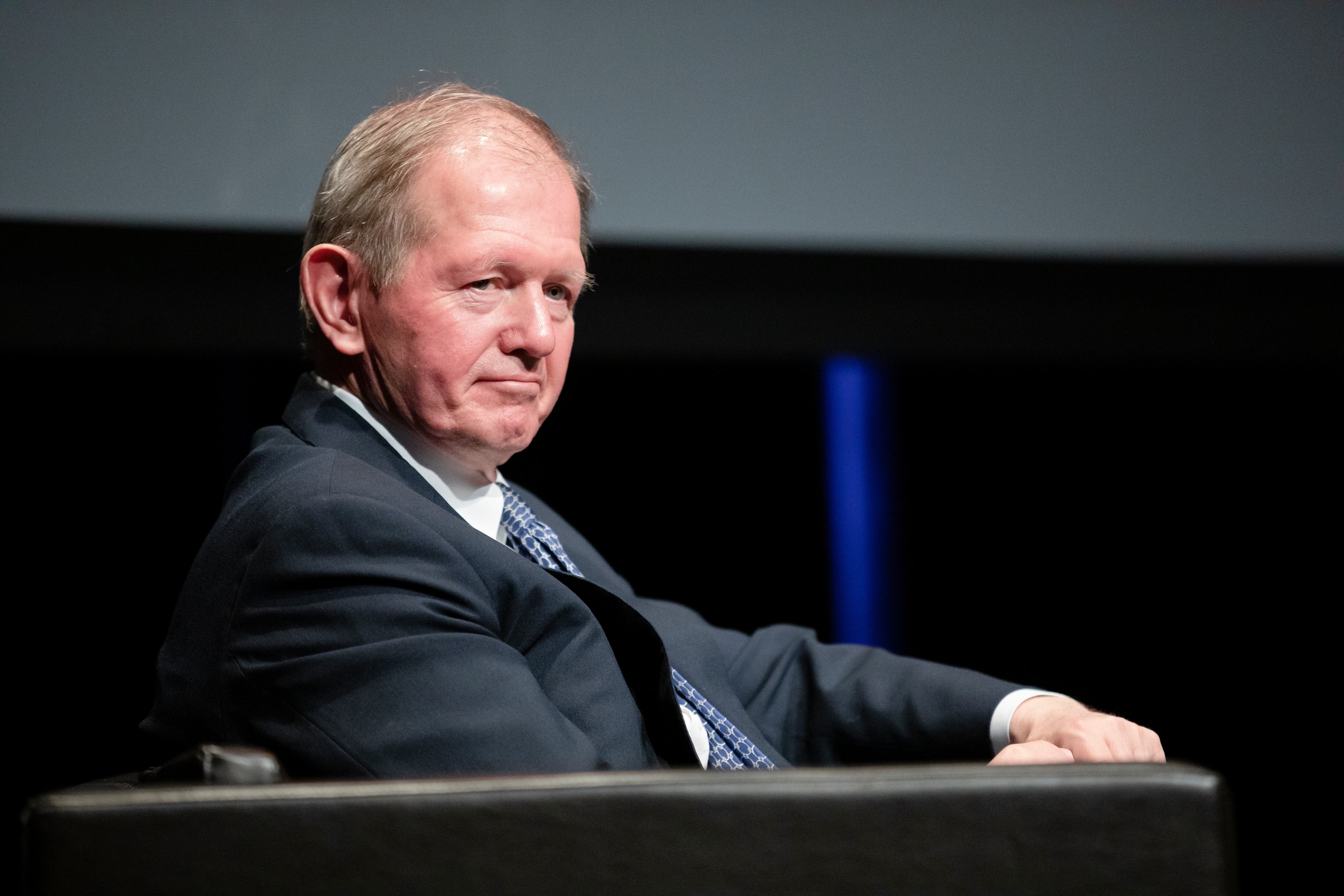 La familia Wallenberg ha manejado empresas como, Astrazeneca, una de las grandes farmacéuticas del mundo, la de fabricante de electrodomésticos Electrolux y el emporio de telecomunicaciones Ericsson.