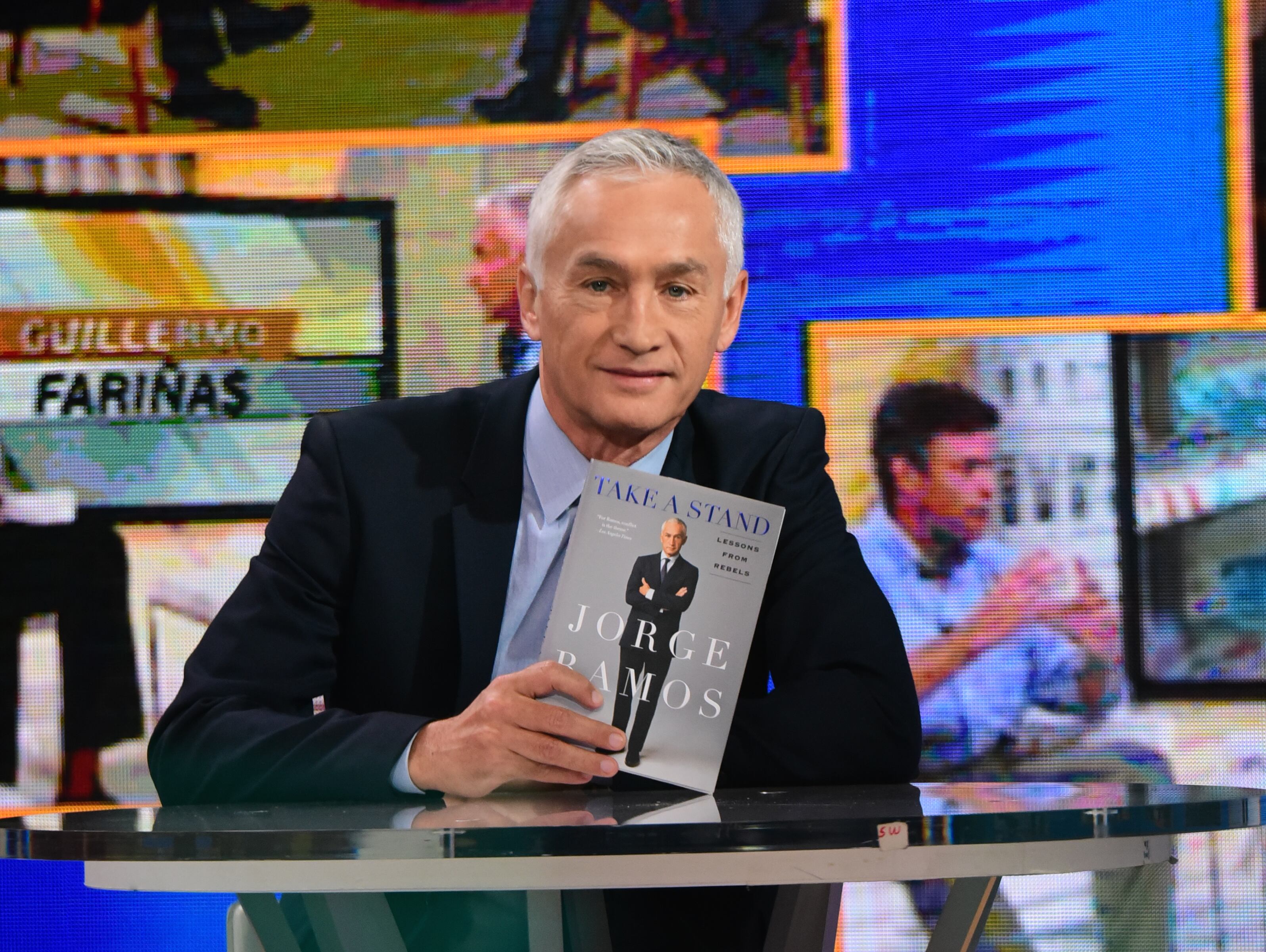 Jorge Ramos es visto en el set de "Good Morning America" ​​el 14 de marzo de 2016 en la ciudad de Nueva York.  (Foto de Raymond Hall/GC Images)