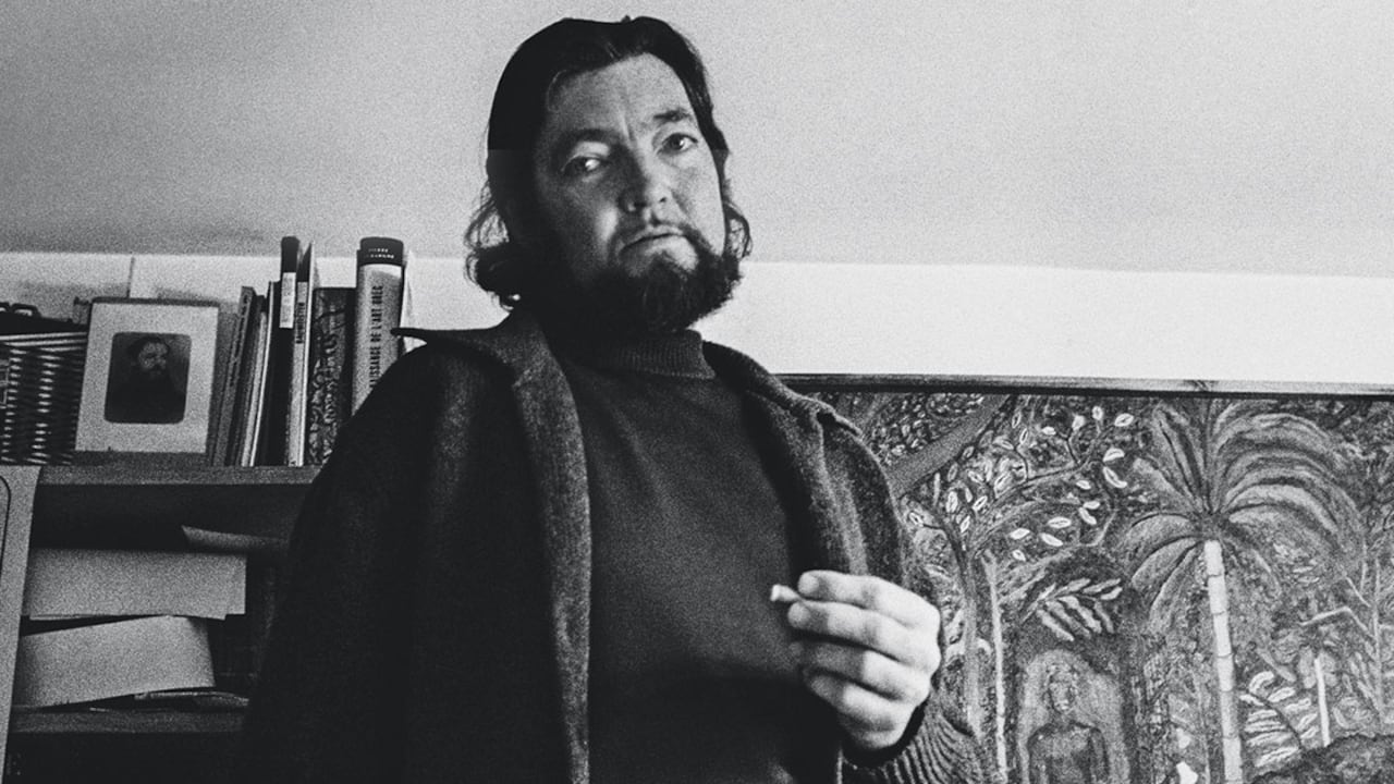 Cortázar nació en Bruselas el 26 de agosto de 1914. Y murió en París el 12 de febrero de 1984.