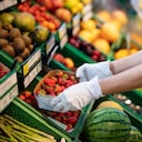 Las frutas deben incluirse en una dieta saludable, según la OMS. Foto: Getty Images.