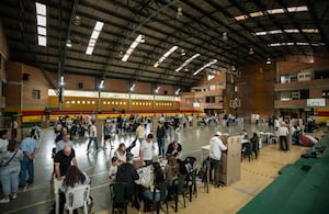 Los observadores deberán cumplir varias condiciones, entre ellas respetar la Constitución y las normas colombianas, no intervenir en asuntos políticos, no hacer proselitismo ni emitir declaraciones a medios de comunicación.