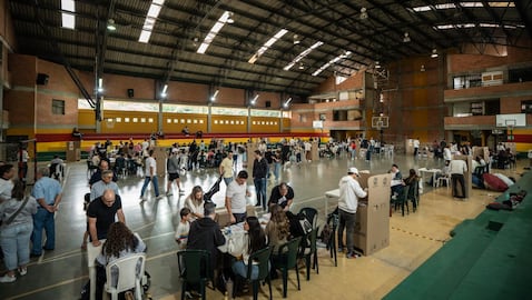 Los observadores deberán cumplir varias condiciones, entre ellas respetar la Constitución y las normas colombianas, no intervenir en asuntos políticos, no hacer proselitismo ni emitir declaraciones a medios de comunicación.