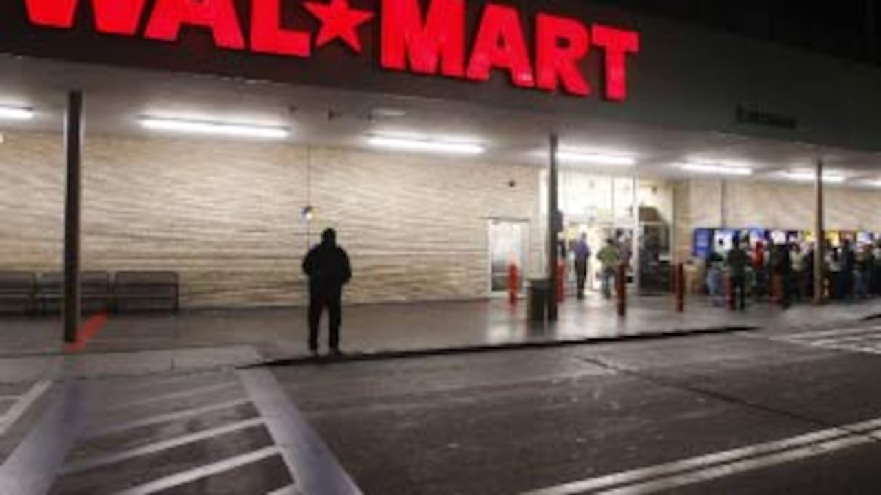 Wal-Mart es hoy la compañía con mayor volumen de ventas, según la revita ‘Forbes’. Ha sido duramente criticado por sus políticas con los proveedores y estuvo en el centro de la polémica por vincular trabajadores indocumentados