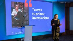 Andrea Arnau en la plenaria del Círculo de Mujeres