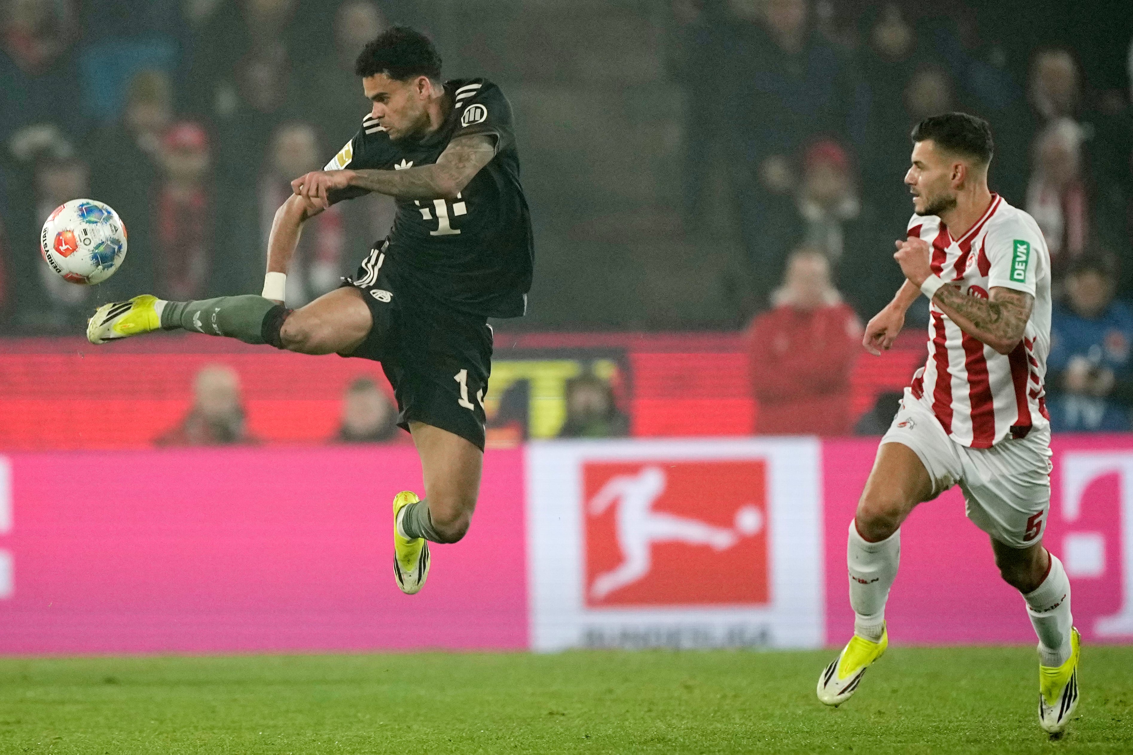 Con una magistral asistencia de Luis Díaz incluida, Bayern Múnich venció a Colonia.