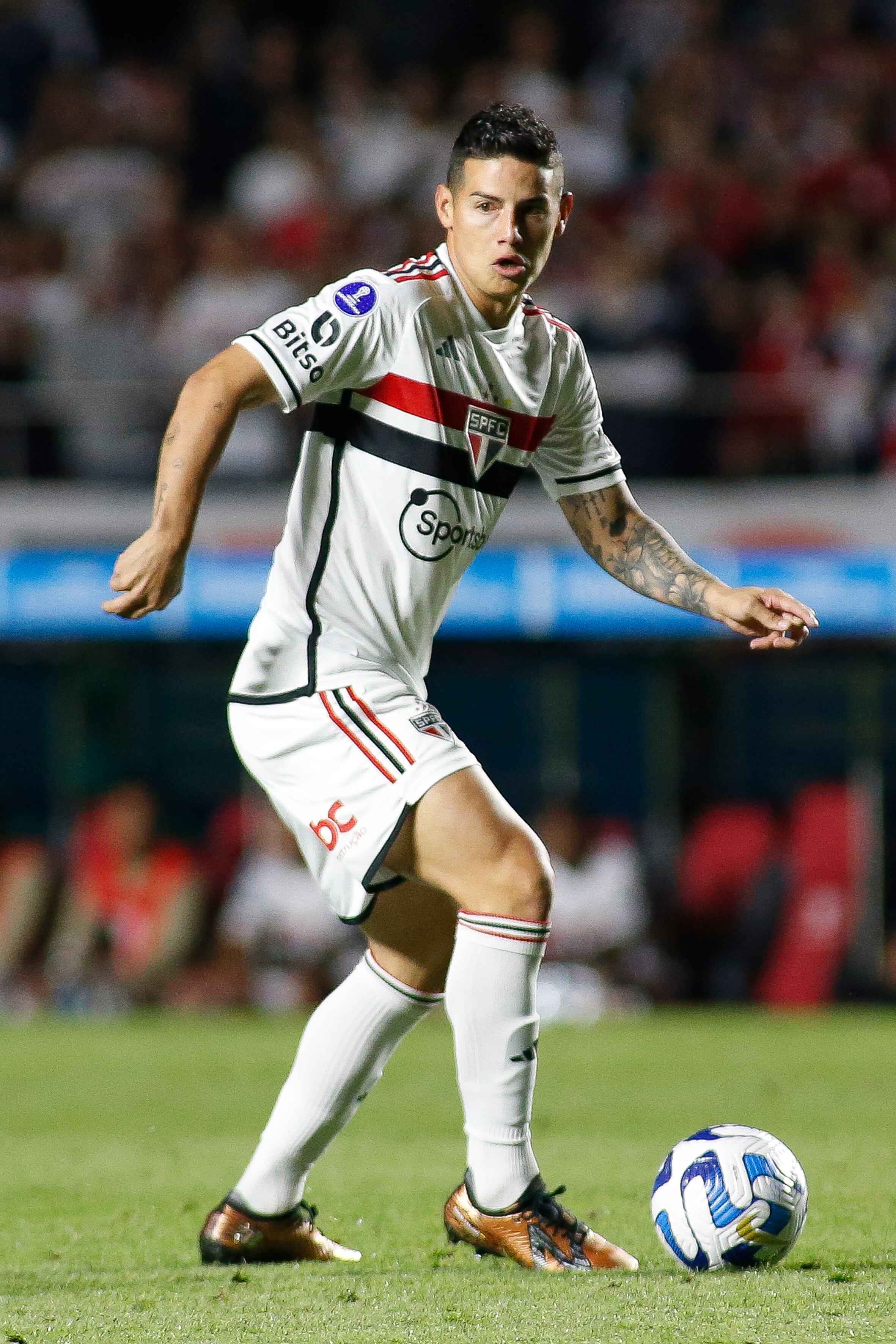 James Rodríguez en el duelo ante Cruzeiro.