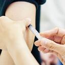 Vacuna covid: Oxford y AstraZeneca defienden ensayos ante preguntas en EE. UU.