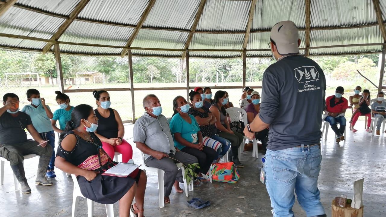 Familias de campesinos e indígenas de Caquetá desarrollan proyecto de siembra sostenible para frenar la deforestación.