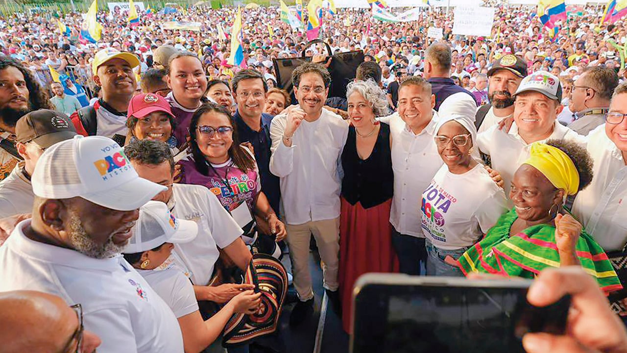 Iván Cepeda y Abelardo de la Espriella miden fuerzas por el respaldo electoral en la región Caribe en medio de una intensa estrategia rumbo a la Presidencia.