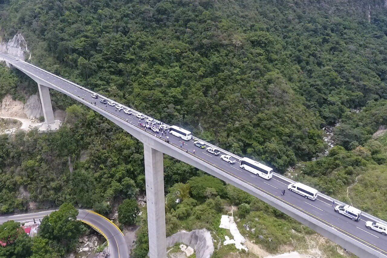 Esta vía pertenece a la Unidad Funcional 3.